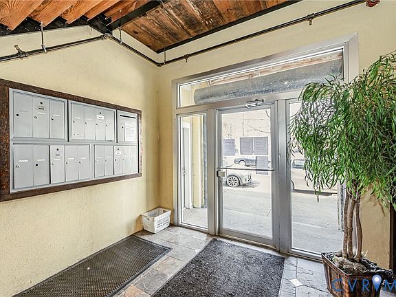 5th image of 1657 W Broad St Unit 7