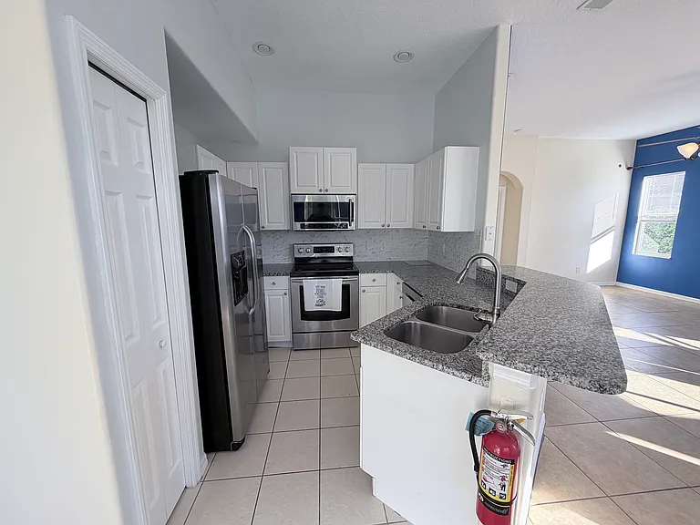 638 Brunello Dr — Photo 13