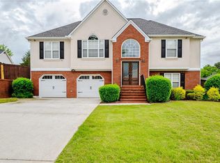 5642 Garrett Knls, Powder Springs, GA 30127