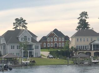 326 Waters Edge Ct, Lexington, SC 29072