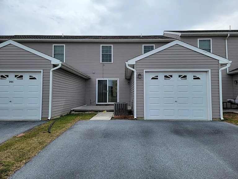 56 Gable Dr — Photo 24
