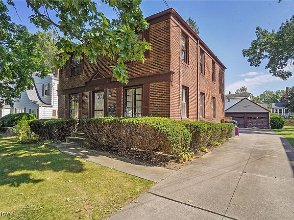 2nd image of 2029 12th St
