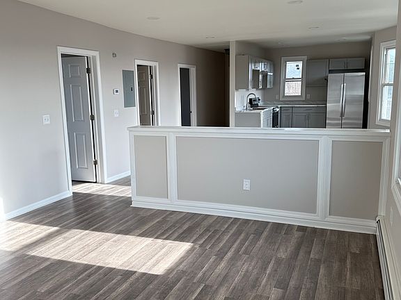 2nd image of 231 Grove St Floor 1