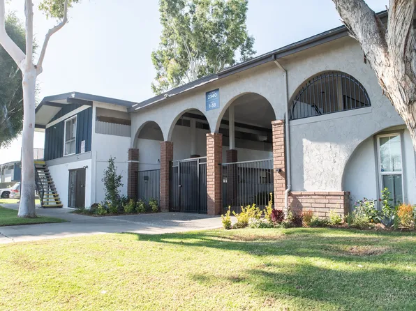 2330 N Grand Ave APT 25, Santa Ana, CA 92705