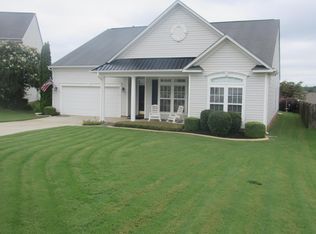 720 Gloria Ct, Boiling Springs, SC 29316