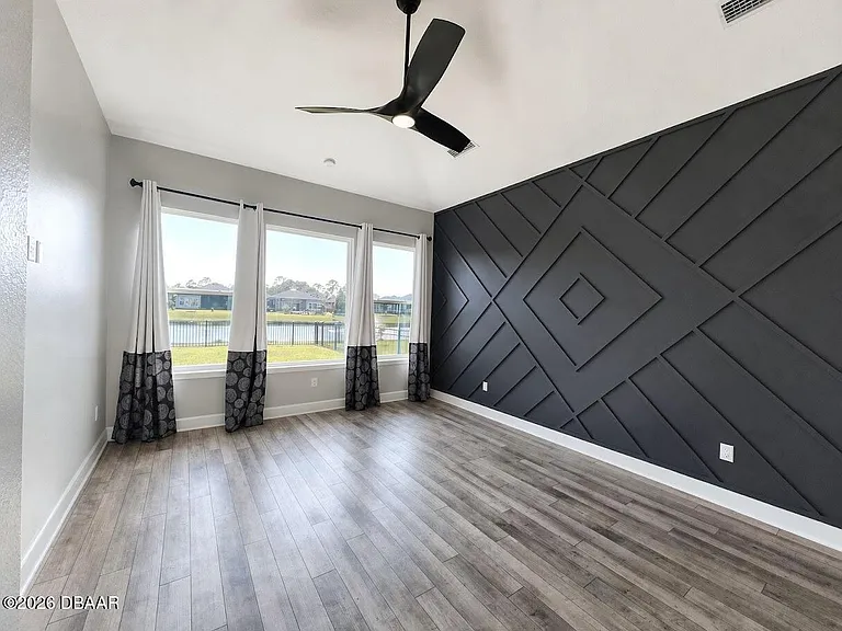 6240 Woodhaven Village Dr — Photo 3