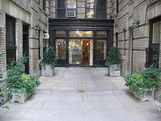 Sold by Corcoran | media 19