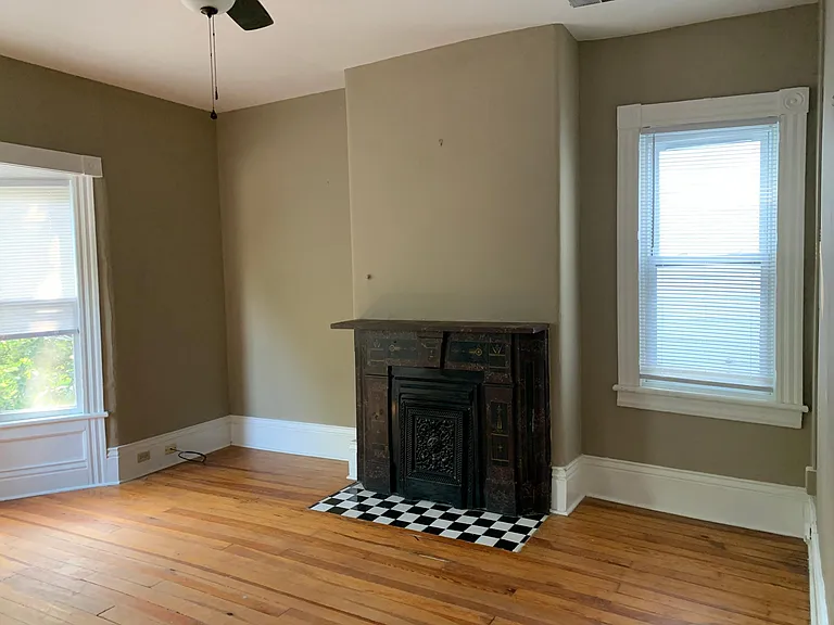 1016 Everett Ave #2 — Photo 4