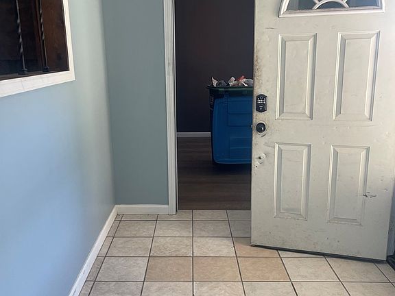 3rd image of 900 Old Richton Rd