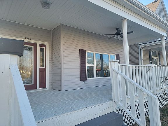 3rd image of 1104 N Main St