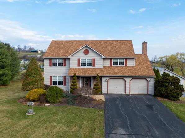 201 Mountain Top Rd, Wernersville, PA 19565
