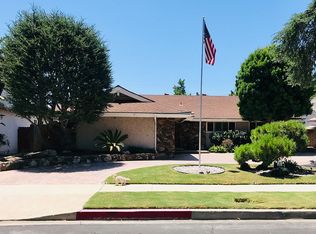 19000 Ballinger St, Northridge, CA 91324