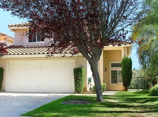 1521 Green Oak Rd, Vista, CA 92081