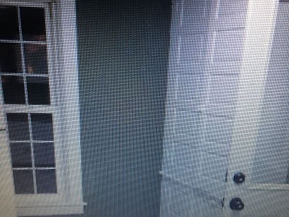 2nd image of 1024 1/2 W Erie Ave