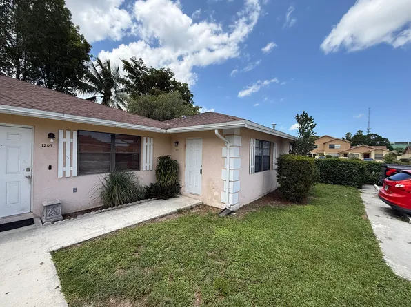 1201 White Pine Dr #1201, Wellington, FL 33414