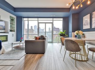 112 George St S #S326, Toronto, ON M5A4P8