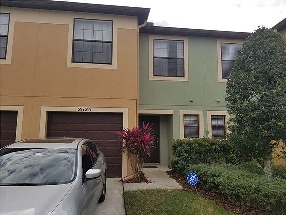 2nd image of 2620 Oleander Lakes Dr