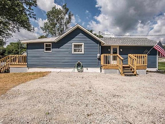4th image of 2352 State Road 227 S