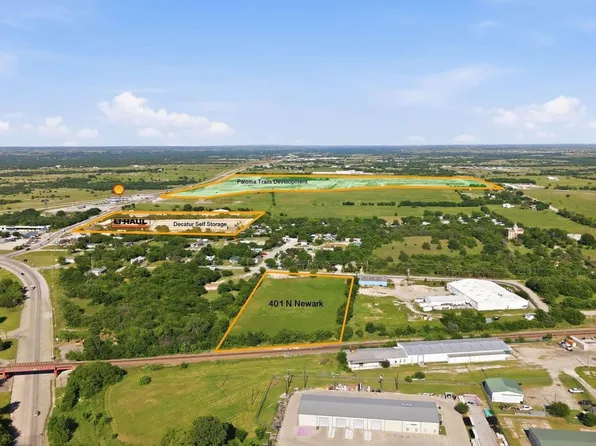401 N Newark St, Decatur, TX 76234