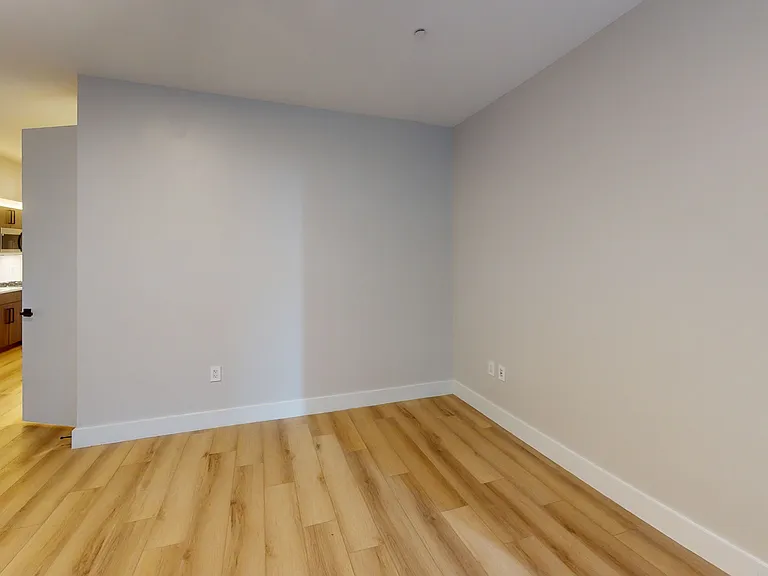 95 Wall — Photo 84