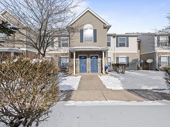 3rd image of 9010 Charlotte Ct