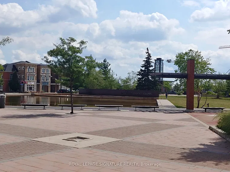 60 Baycliffe Cres #305 — Photo 20