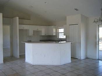 5th image of 2812 51st St SW