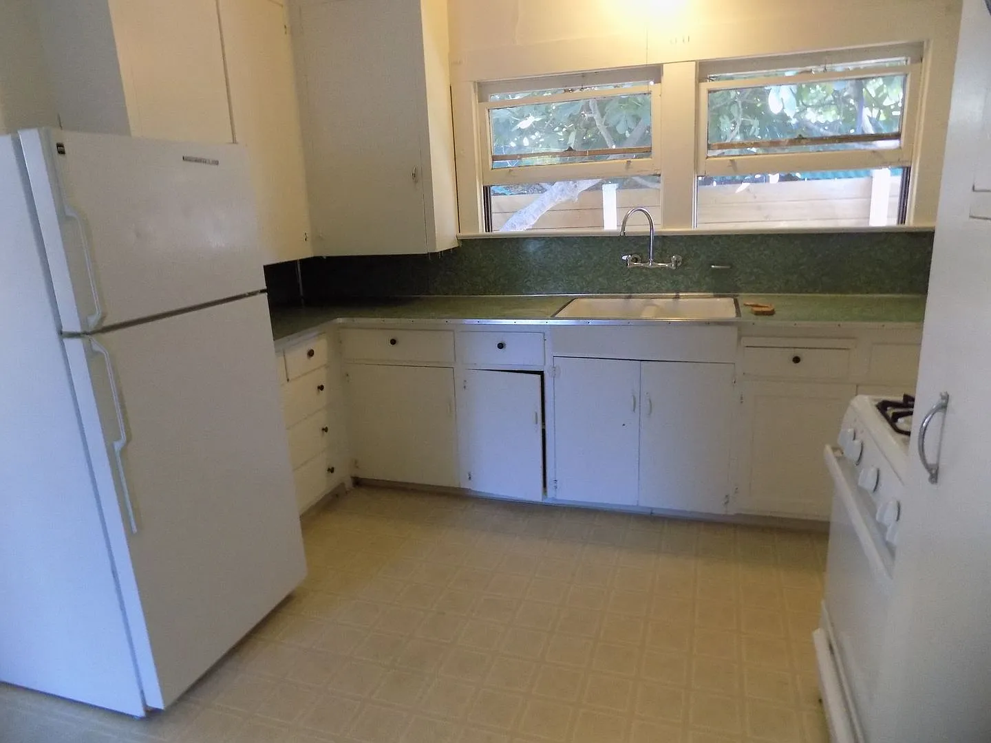 1824 Nipomo Street — Photo 2