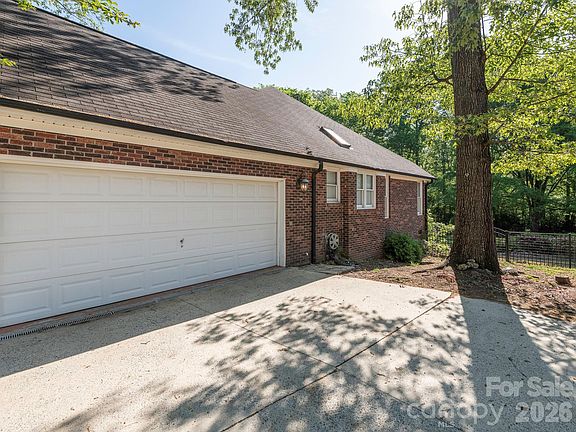 4th image of 4799 Morris Glen Dr SW