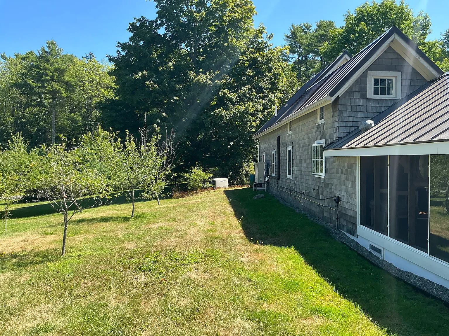 2 bed, 840 sqft, $1,500 — Photo 2