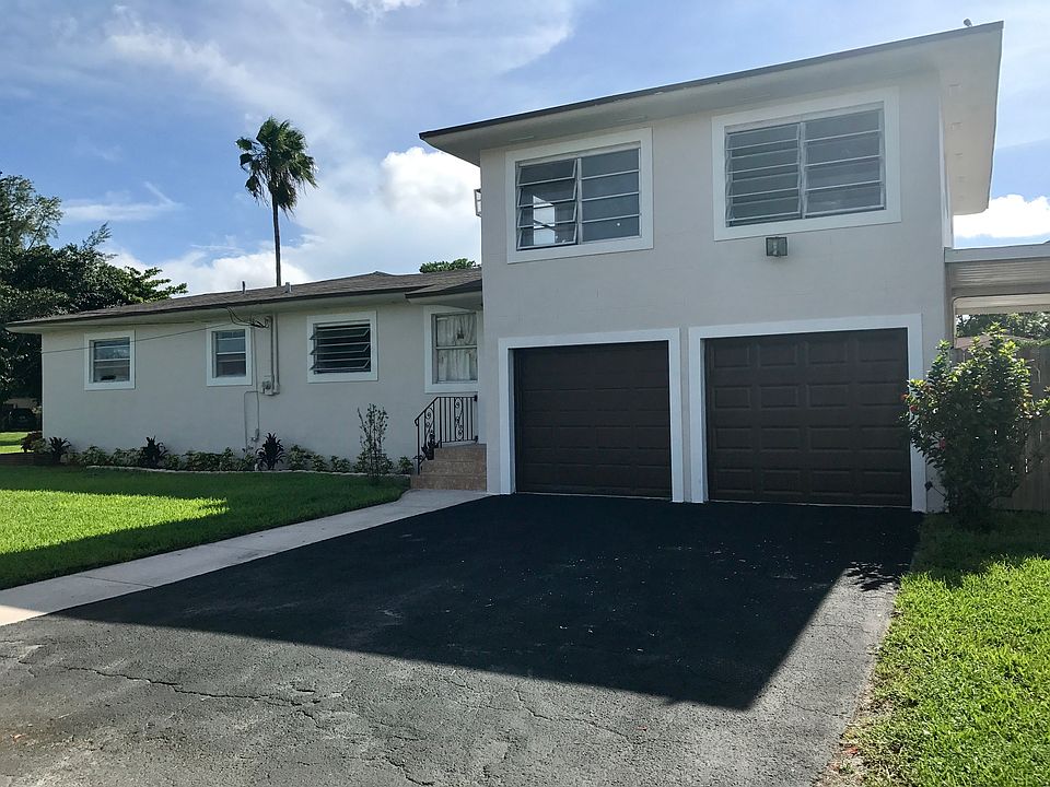 1st image of 275 N Biscayne River Dr