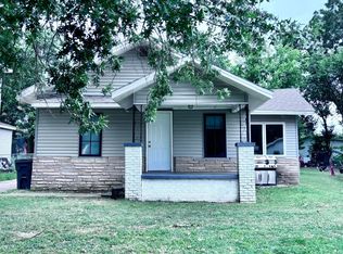 1016 E 2nd St, Okmulgee, OK 74447