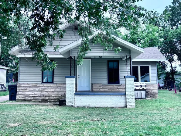 1016 E 2nd St, Okmulgee, OK 74447