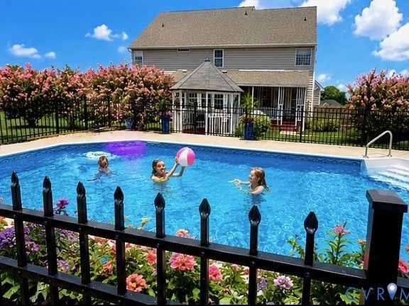 4th image of 3267 Bayberry Ln