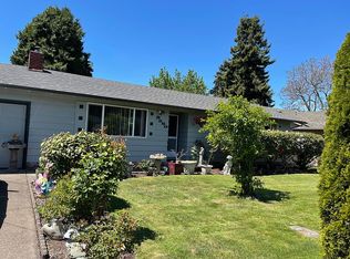 2560 Harvest Ln, Springfield, OR 97477