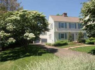 149 Shore Rd, Old Greenwich, CT 06870