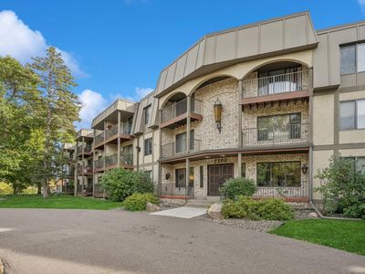 2200 Nevada Ave S APT 105, Saint Louis Park, MN, 55426