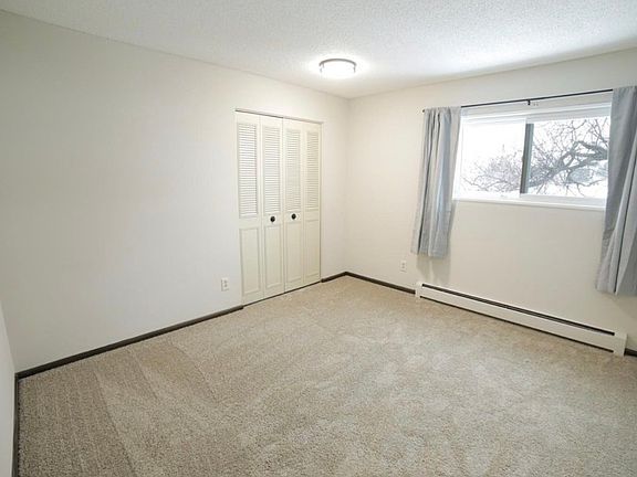 5th image of 1800 Larpenteur Ave W APT 10
