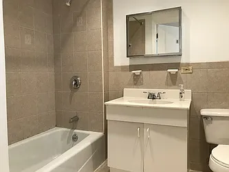 Rented by Zikos Realty Services