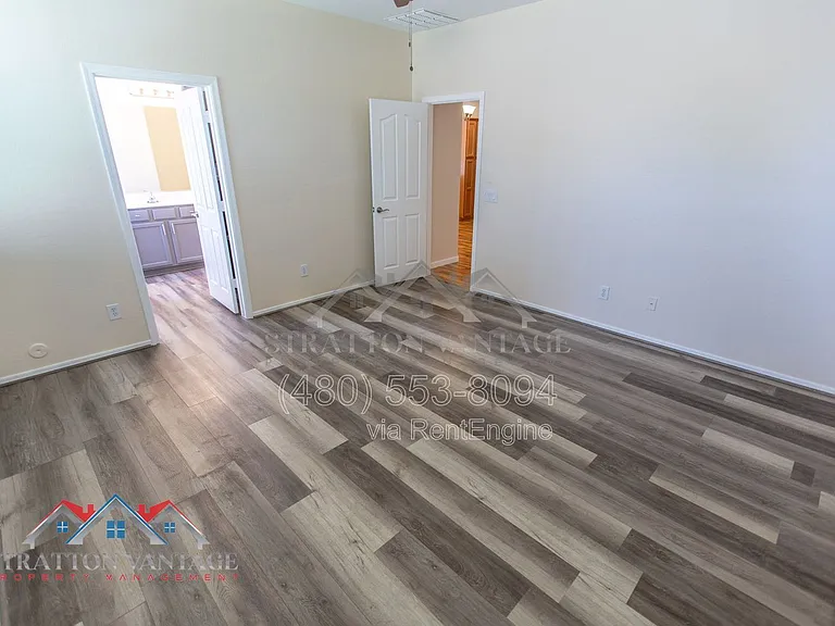15272 W Jackson St — Photo 21