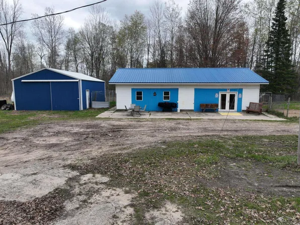 5780 W Curtis Rd, Coleman, MI 48618