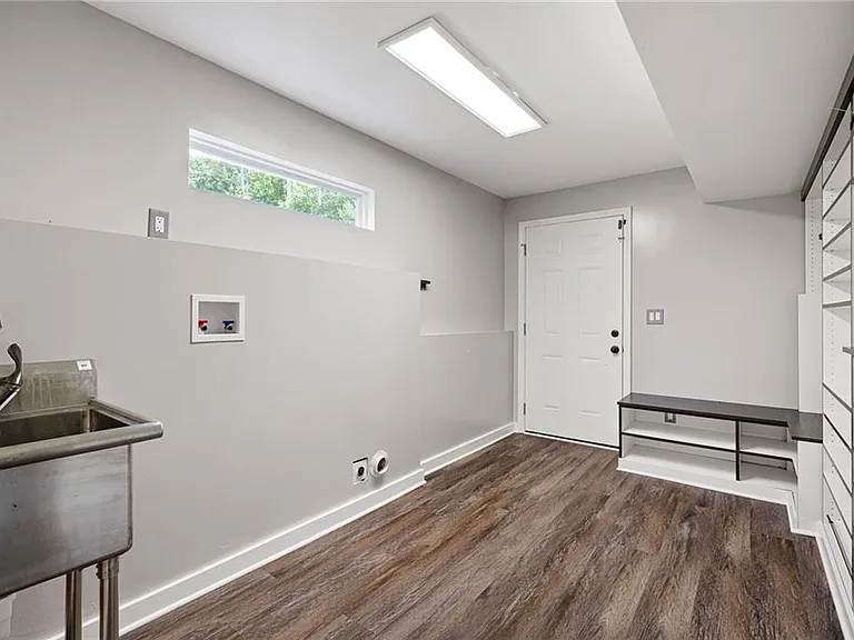 387 Pine Acres Dr — Photo 10