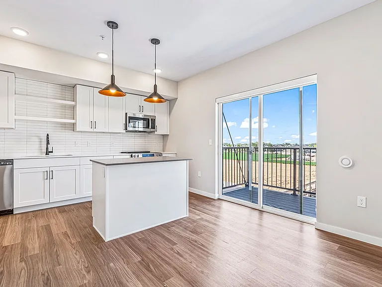 Asher Apartments - LIMITED-TIME OFFER 8 WEEKS FREE! — Photo 41