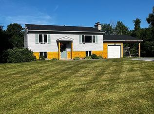 263 Lynrick Acres Rd, Charlotte, VT 05445