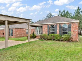 130 Hawthorne Dr, Hattiesburg, MS 39402