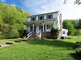 950 Slade Rd, Bluefield, VA 24605