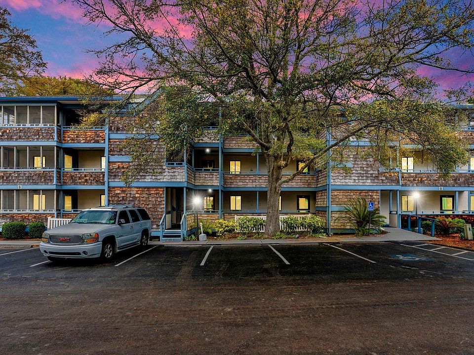 1st image of 250 Maison Dr. #B-6