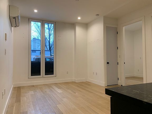 2nd image of 420 Tompkins Ave #119