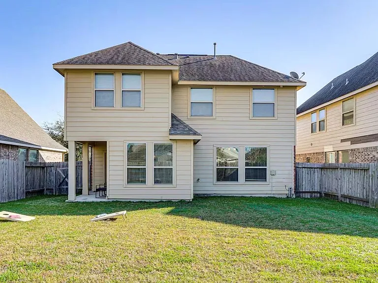 15015 Winter Valley Ct — Photo 35