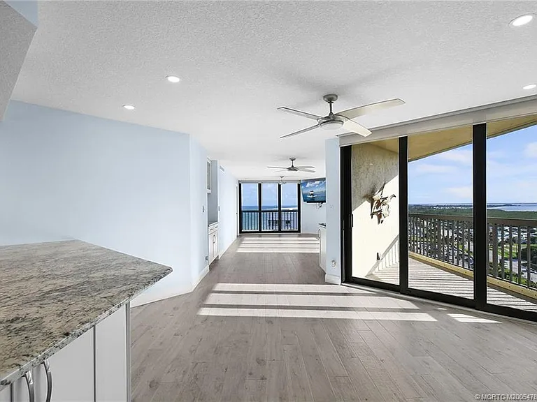 9550 S Ocean Dr #1610 — Photo 5